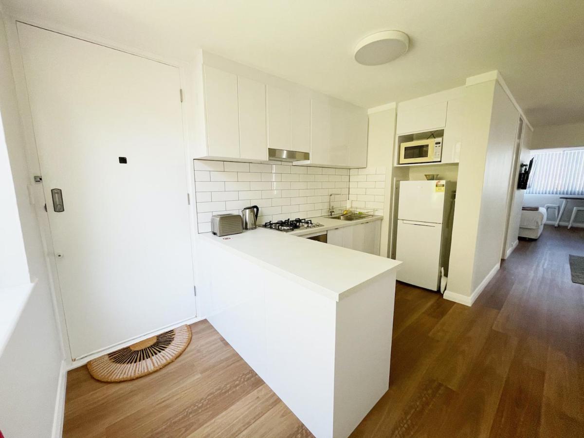 Studio 101 - First Floor Fremantle Studio Apartment Екстериор снимка